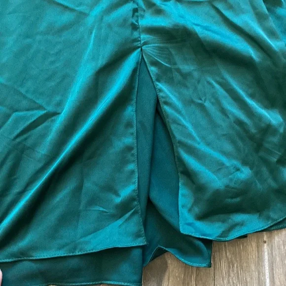 Mac Duggal Faux Wrap Long Sleeve Gown Dress Emerald Green Size 8 - Picture 9 of 11